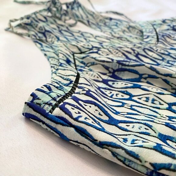 SANCTUARY WATERFALL HIGH LOW MAXI DRESS IN BLUE ISLAND - XS - Picture 8 of 10